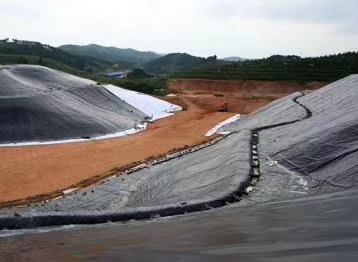 100g綠色蓋網(wǎng)土工布生產(chǎn)