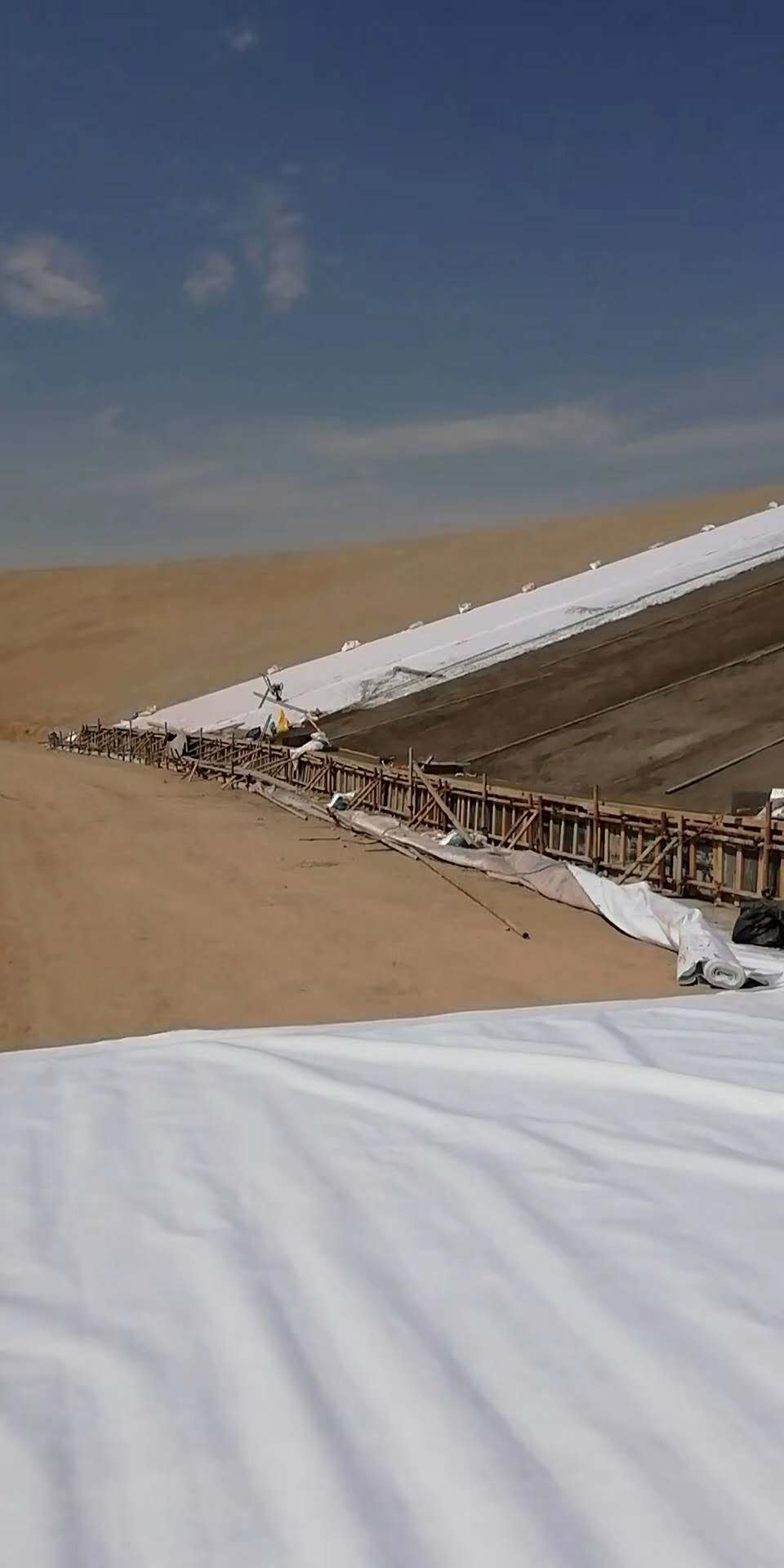 2mm沼氣池防滲膜供貨商