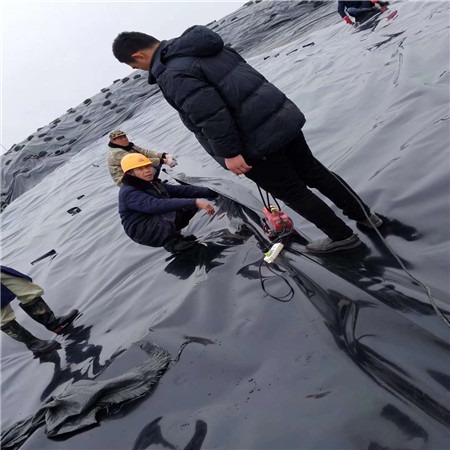 500g環(huán)保土工布供貨商